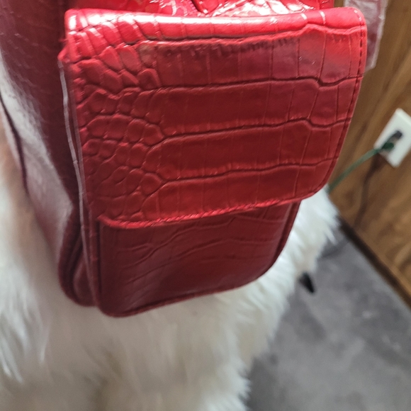 NWOT overnight bag - Picture 7 of 12